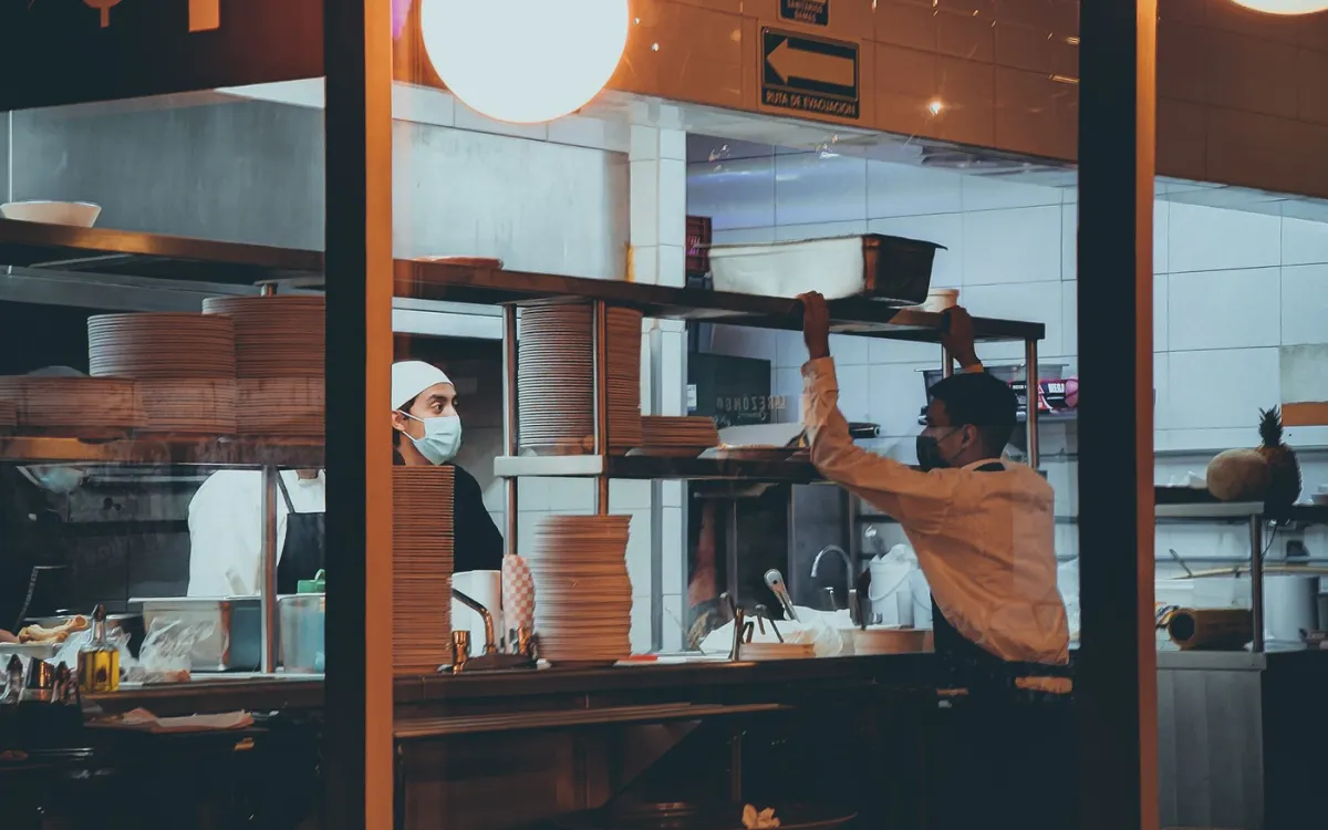 Restaurant kitchen continuing a night service after a staffing change